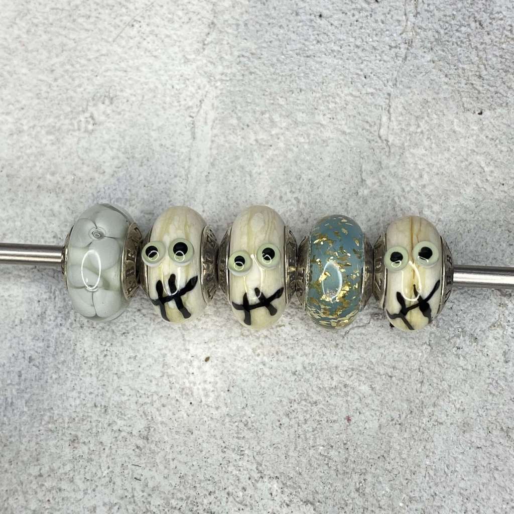 Live December Row 45