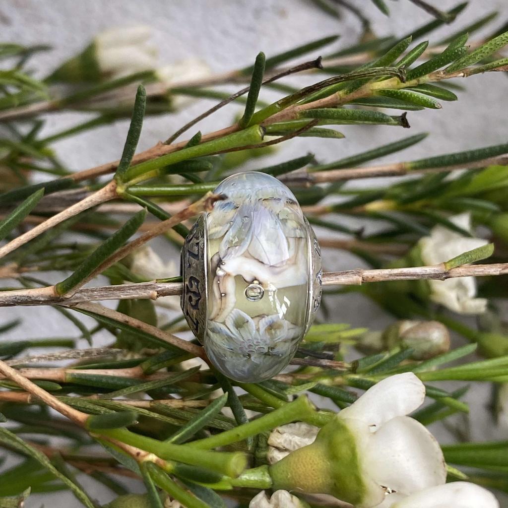 AQUARIUM 59 mojito base pale grey flowers