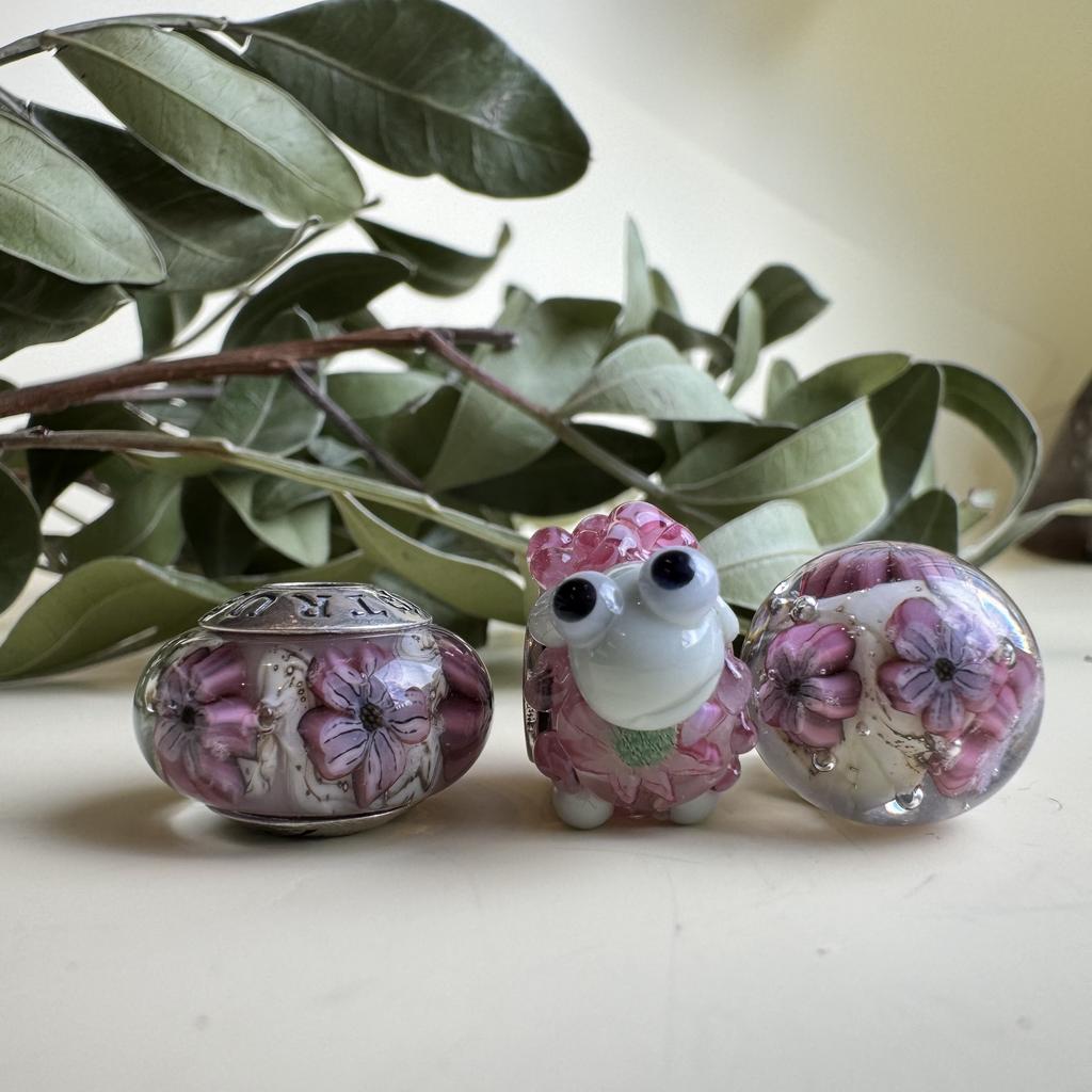 Sun Aquarium bead+dangle+sheep set