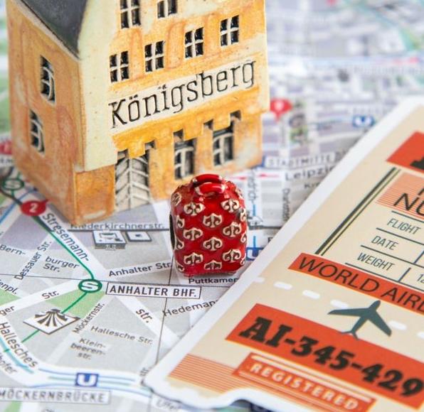 Travel Case Red enamel