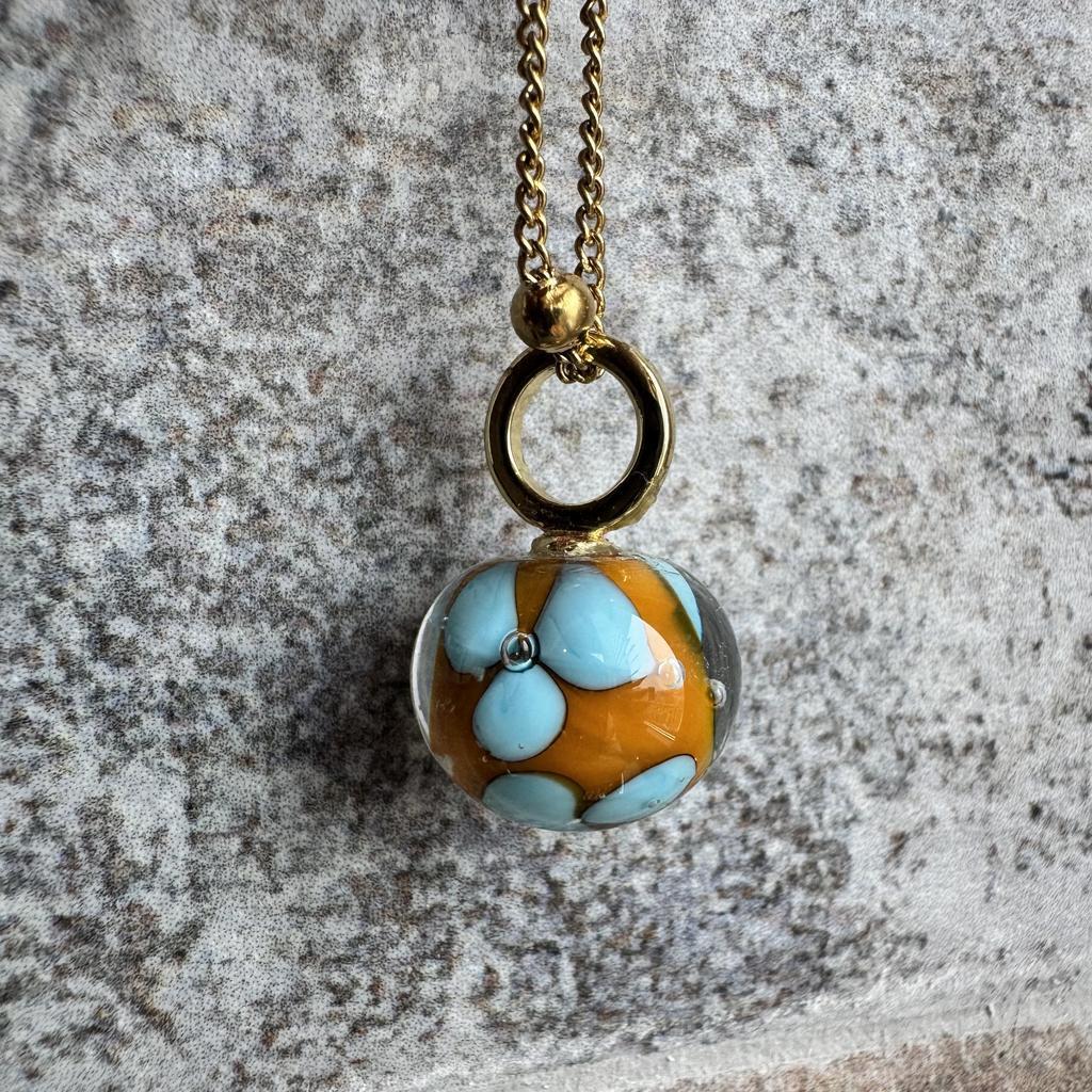 Turquoise on mustard