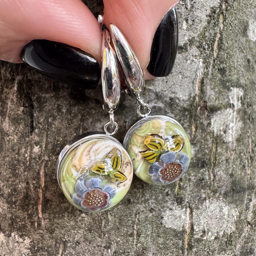 Magic flower earrings