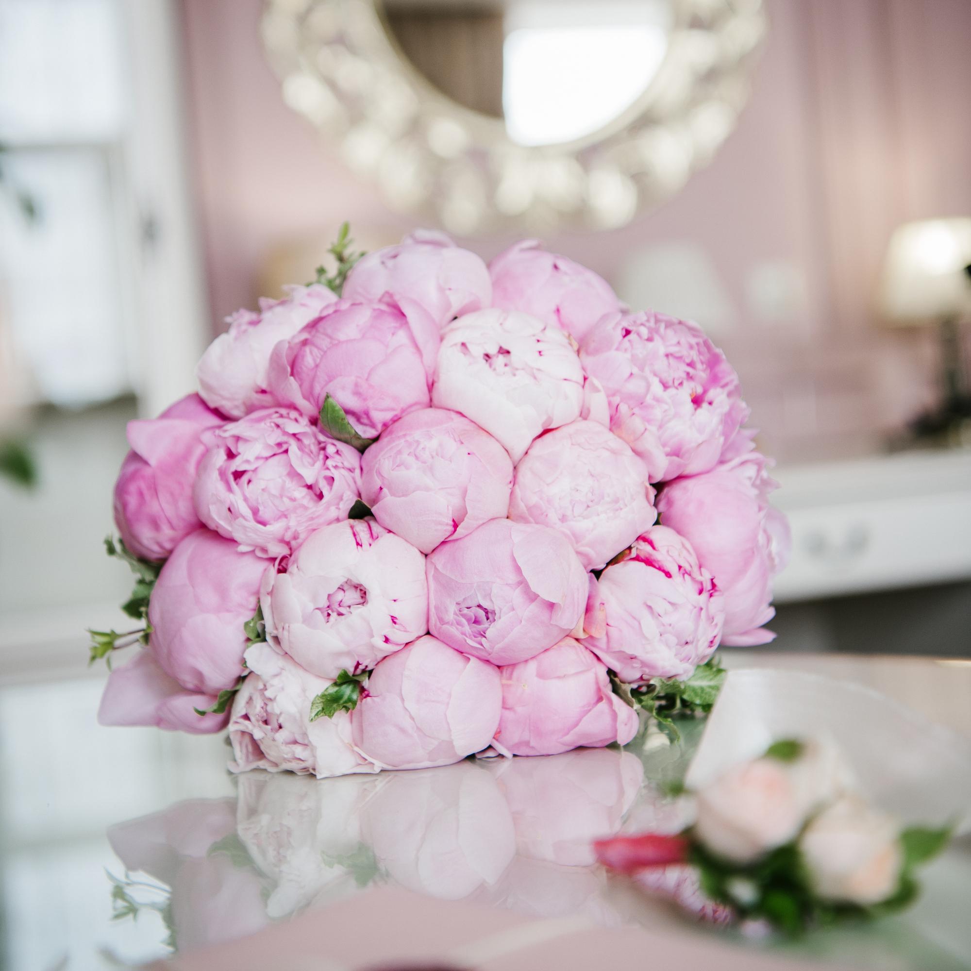 Букет пионов