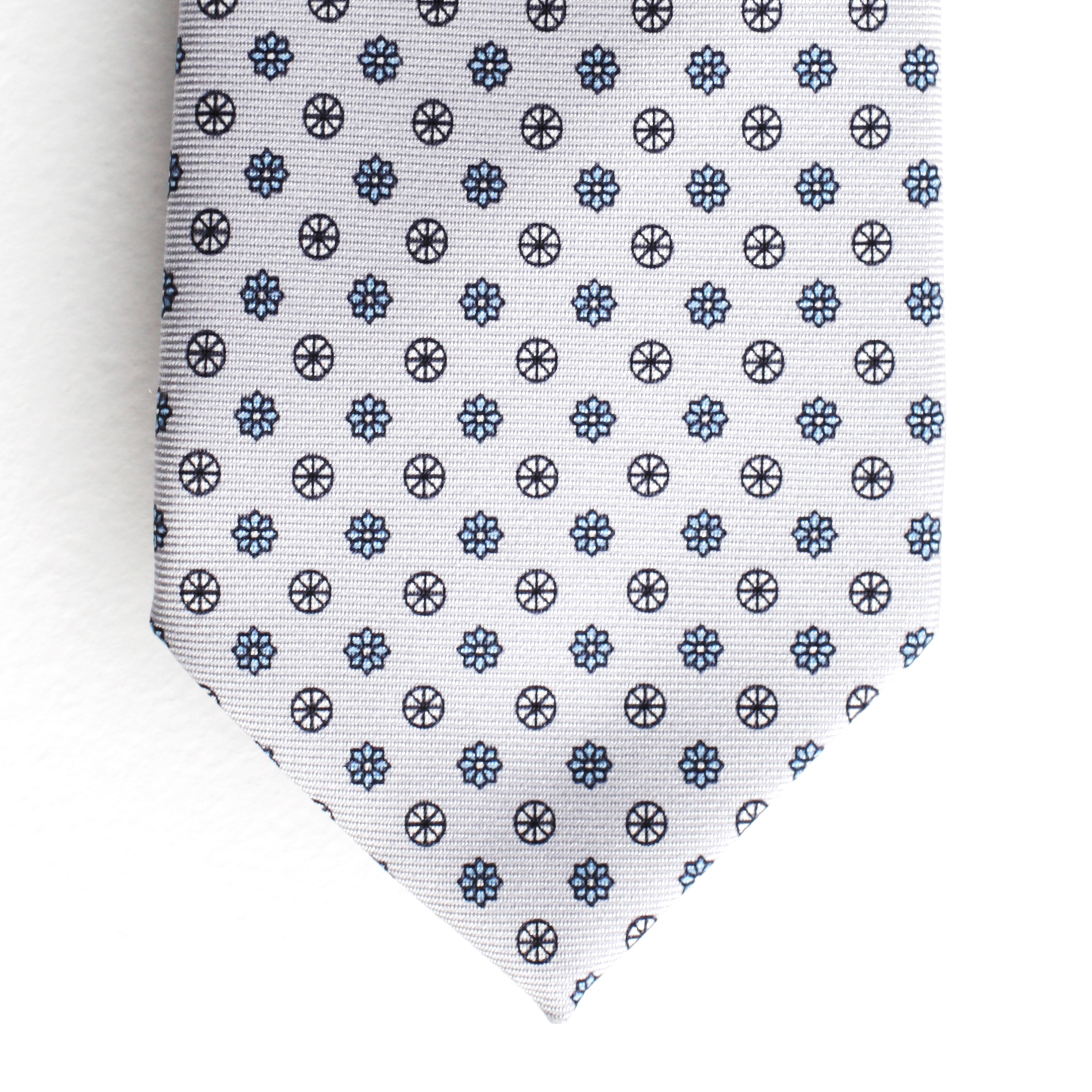 Серо-голубой галстук с геометрическим принтом