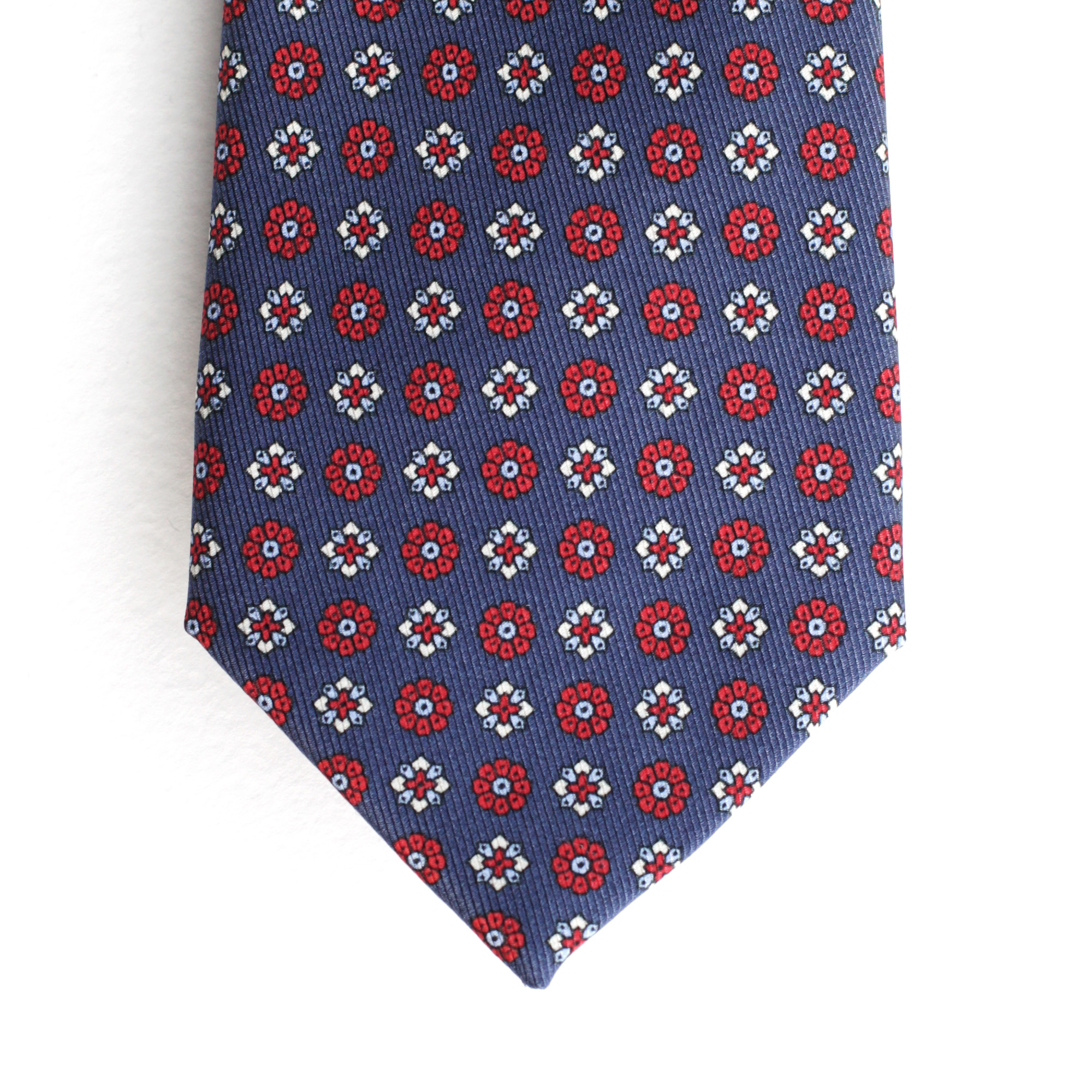 Синий галстук с геометрическим принтом