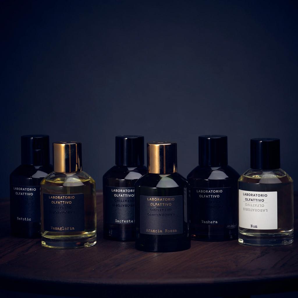 LABORATORIO OLFATTIVO ОЗНАКОМИТЕЛЬНЫЙ СЕТ