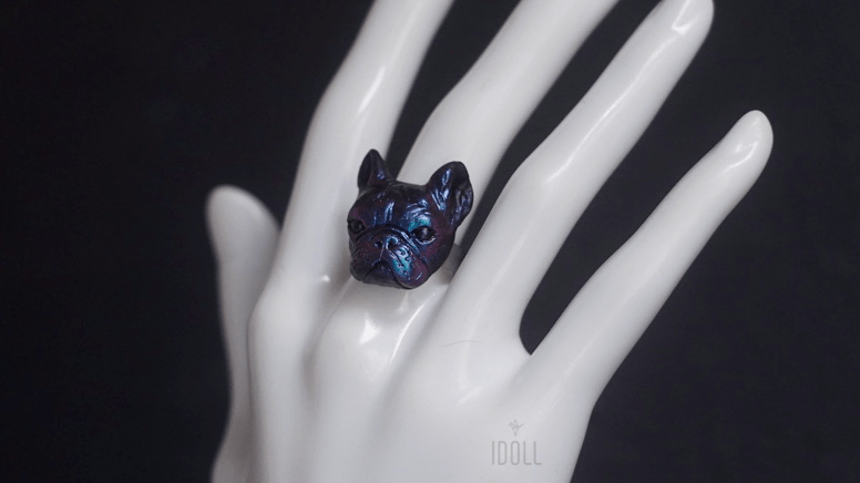 кольцо переливающийся бульдог