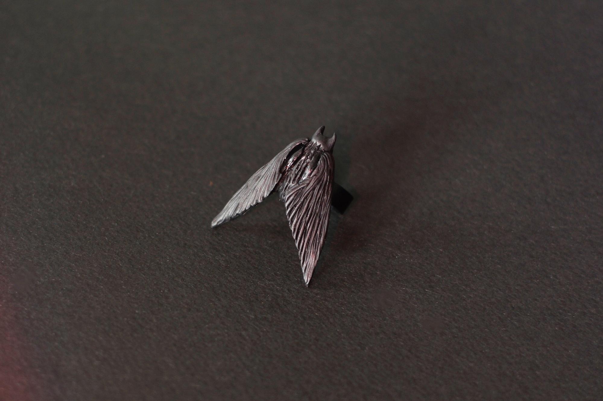 кольцо средний черный мотылек