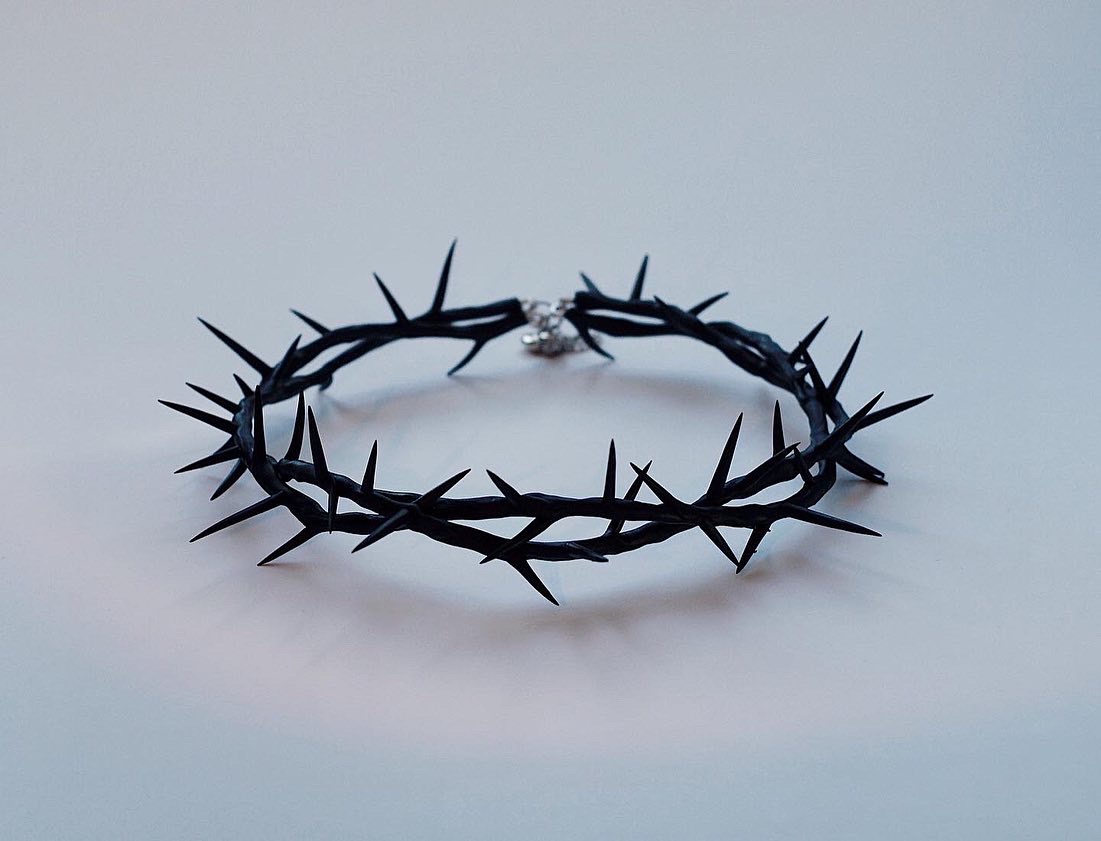 чокер двойная терновая ветвь
