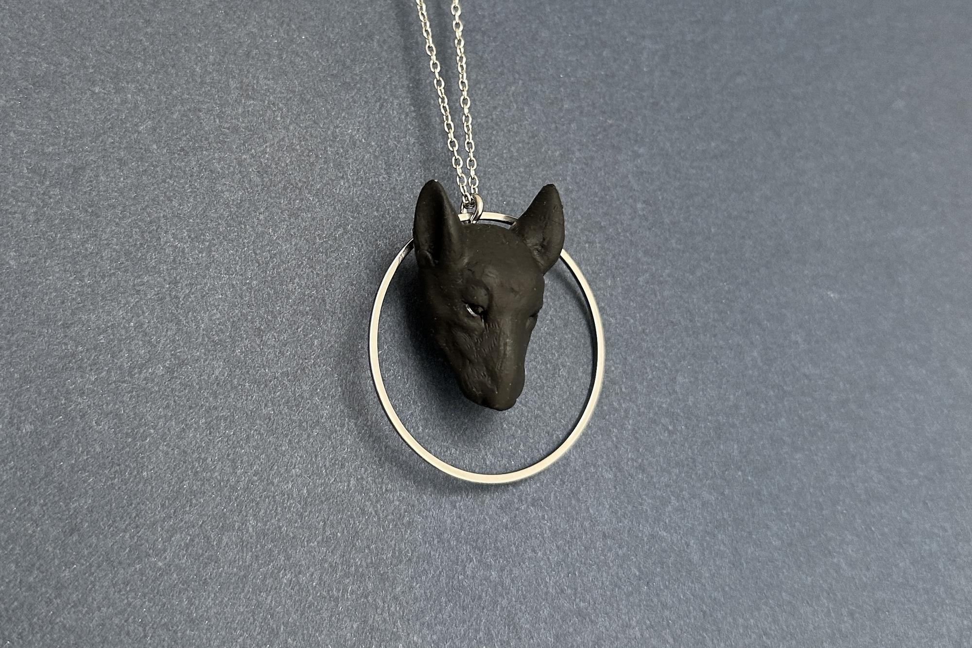 кулон бультерьер черный