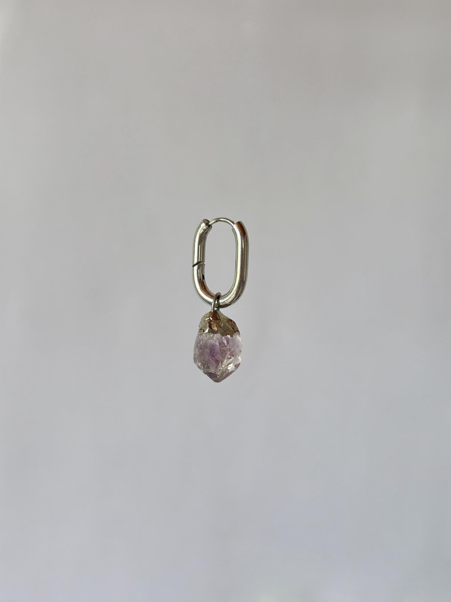 моносерьга с аметистом №5