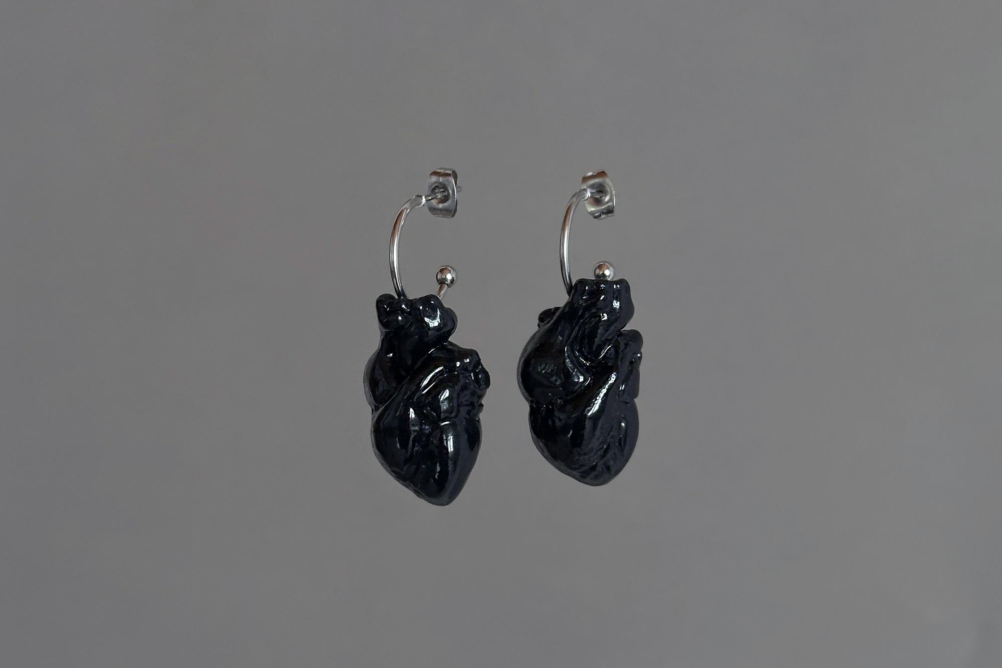 серьги черные сердца №2