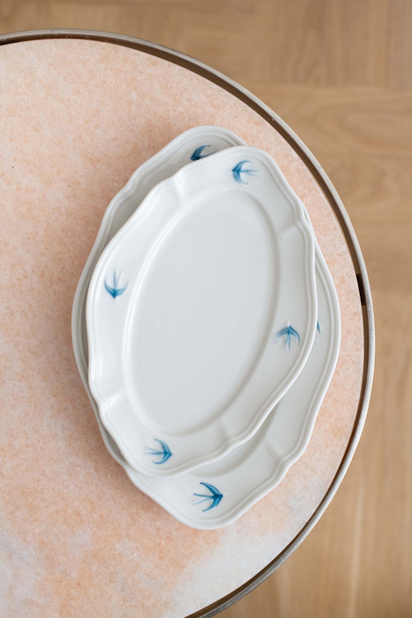 Блюдо c ласточками