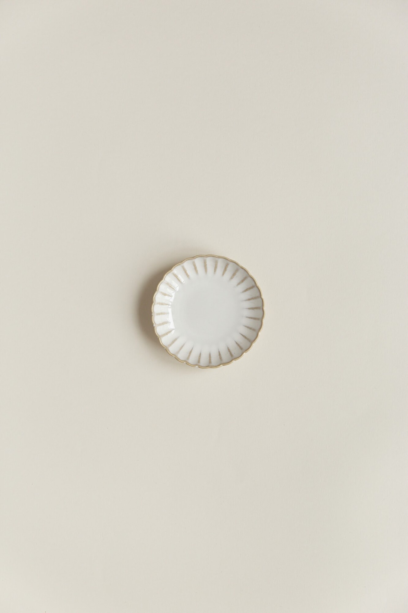 Соусник  "Хризантема" белый