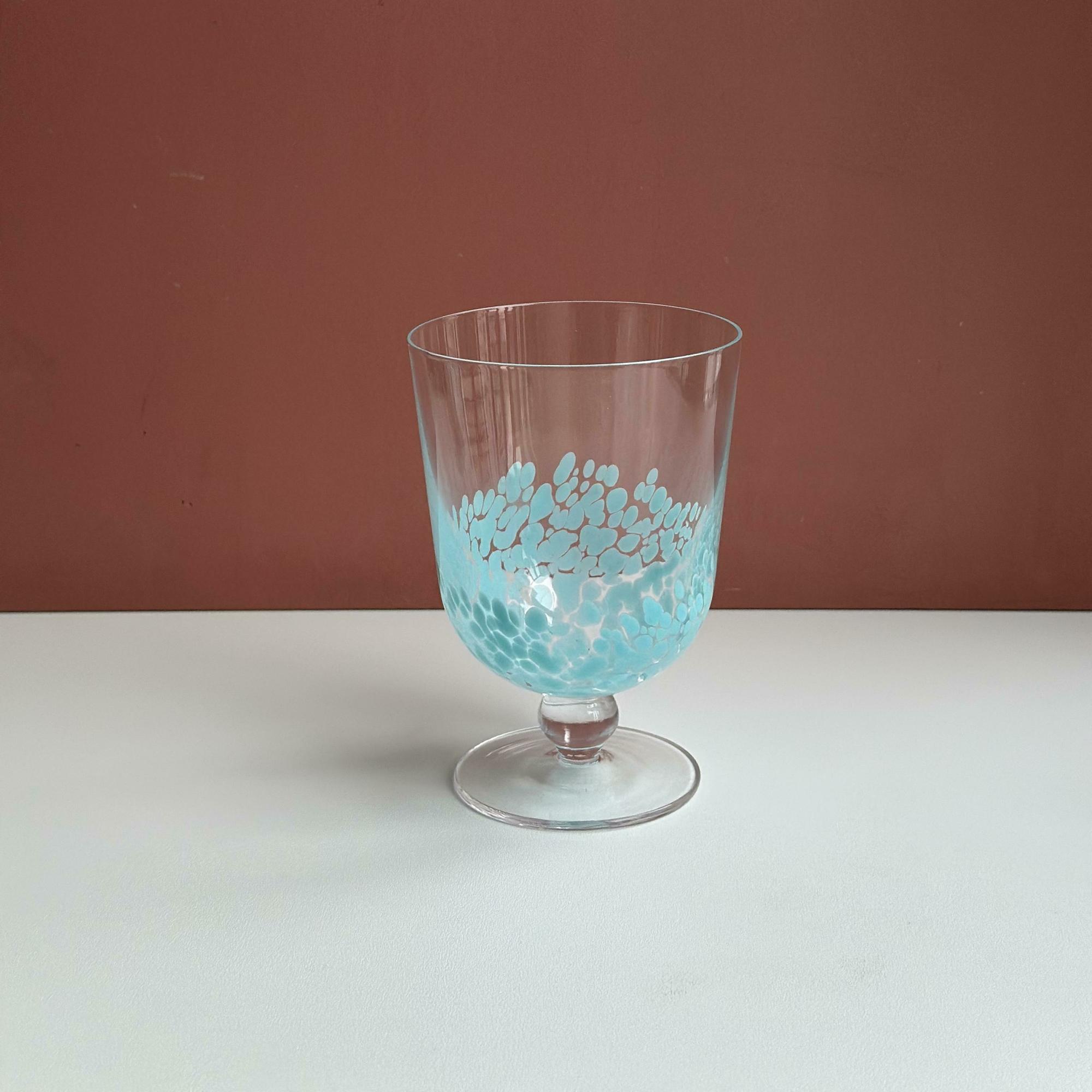 Бокал голубой с каплями