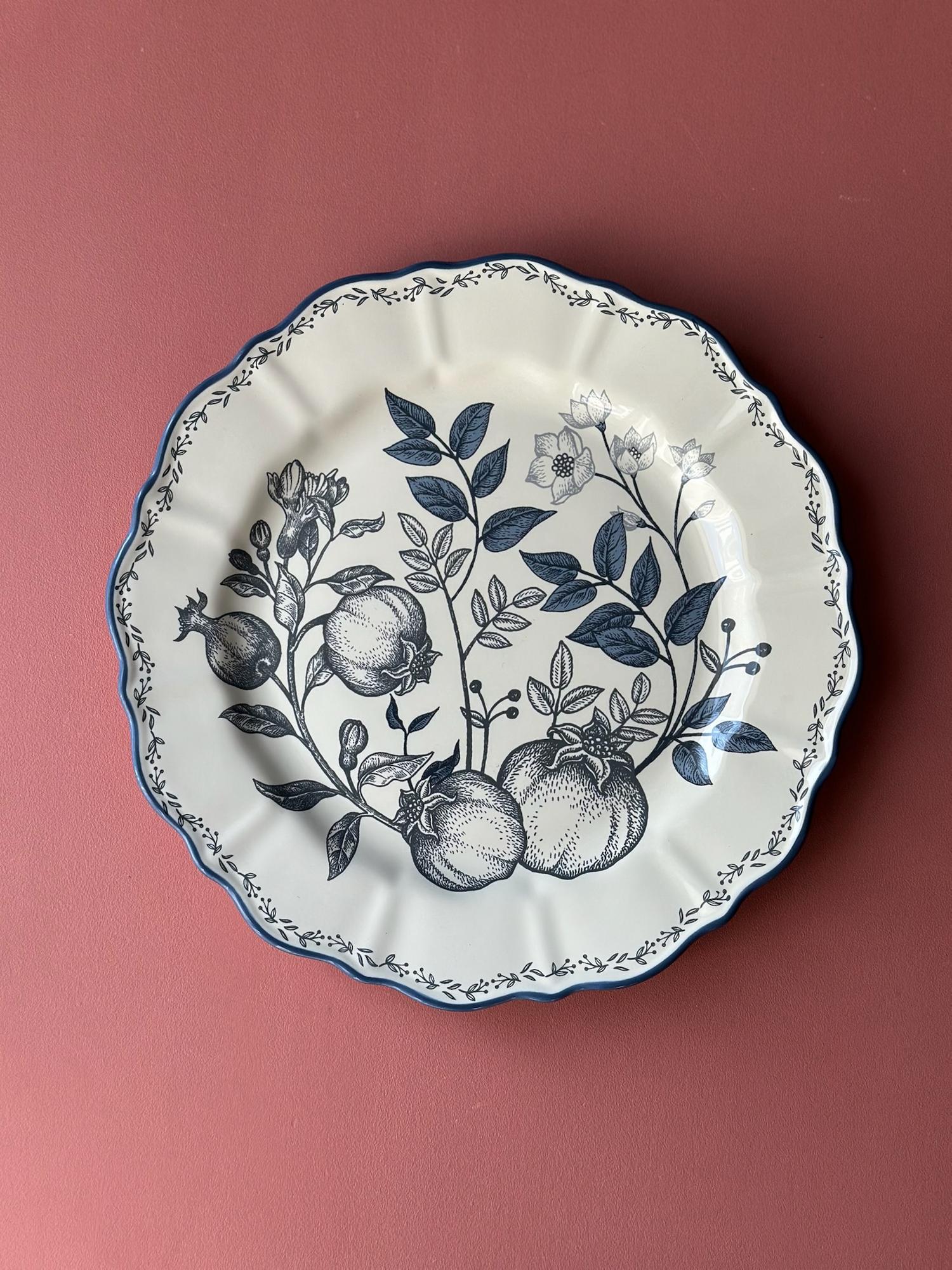 Тарелка «Гранаты» столовая