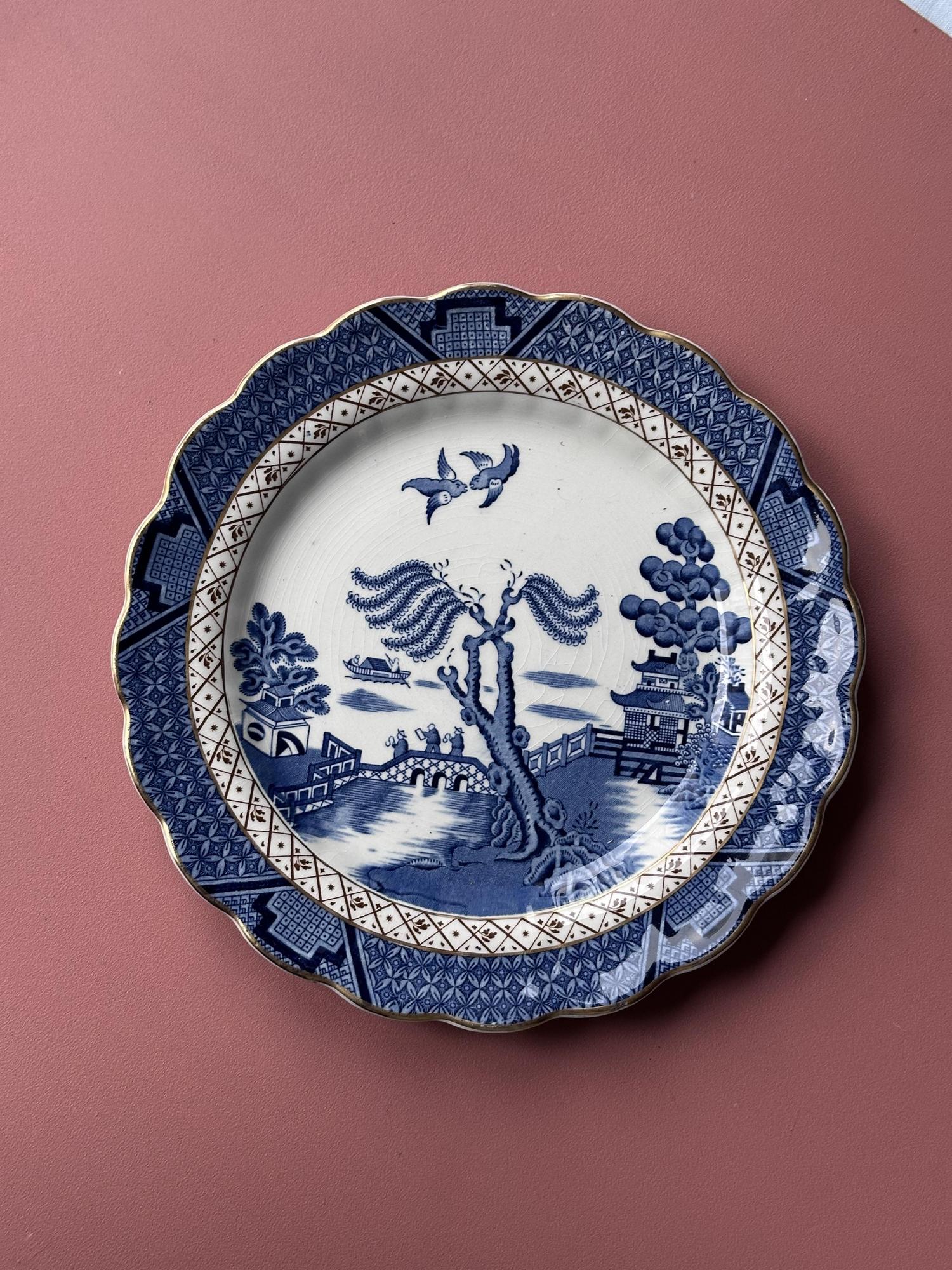 Тарелка  «Голубая Ива»