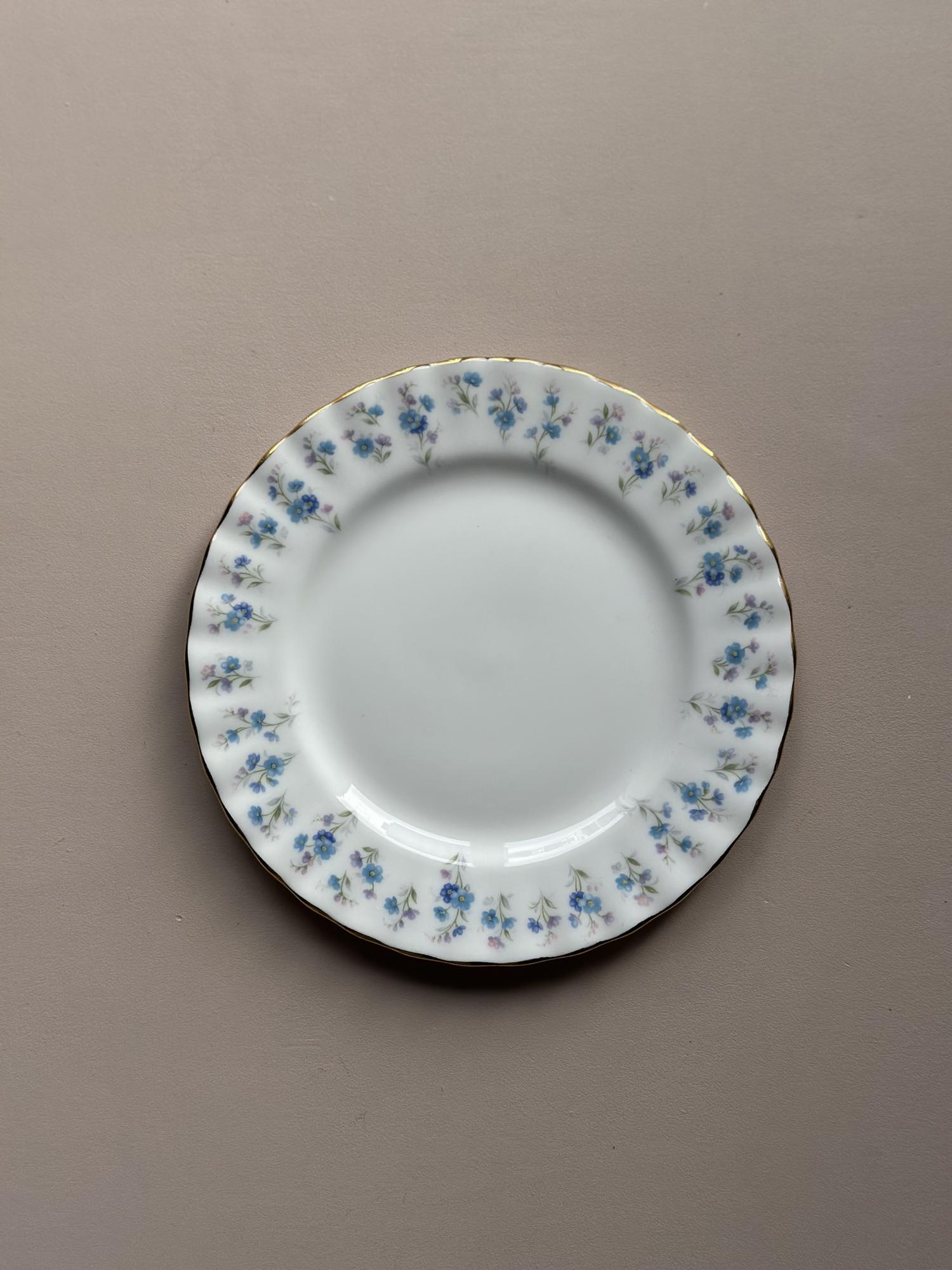 Пирожковая тарелка «Незабудки»