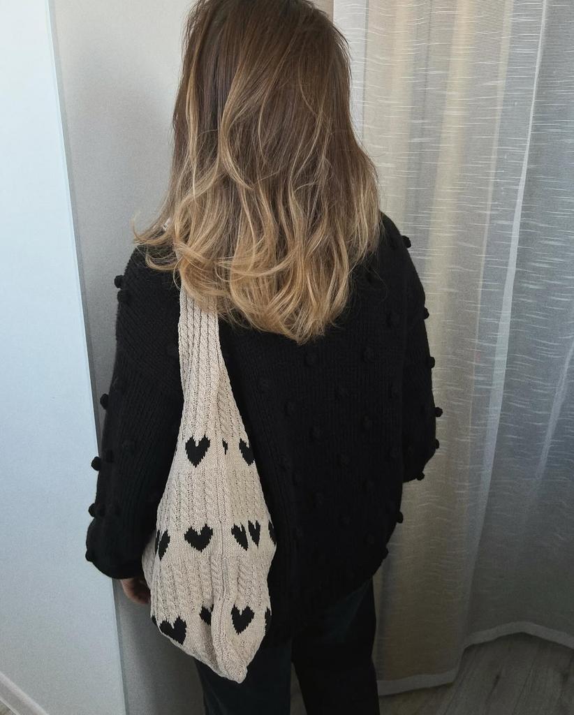 Шишечки, цвет черный