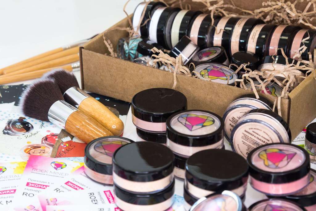 Оптовый набор минеральной косметики ROEK Minerals