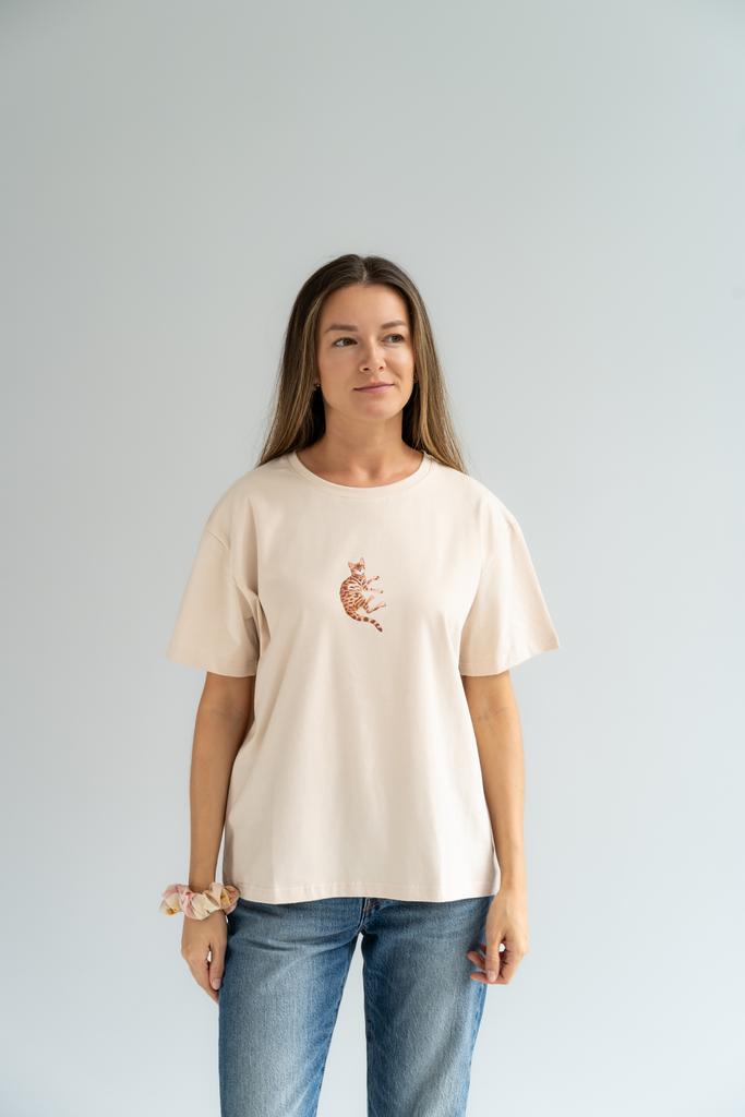Футболка с принтом бежевая на выбор