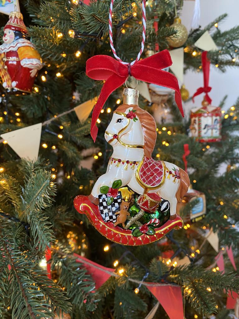 Елочная игрушка лошадка белая