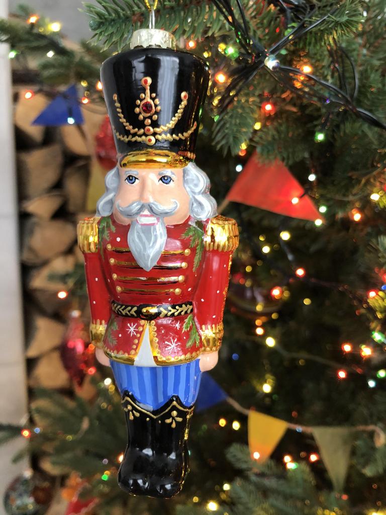 Елочная игрушка щелкунчик