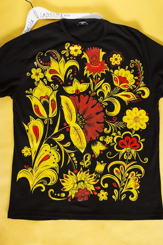 Мужская Футболка с росписью ХОХЛОМА