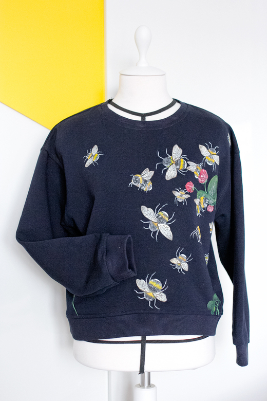 Тёмно-синий Свитшот с росписью Шмели и Клевер