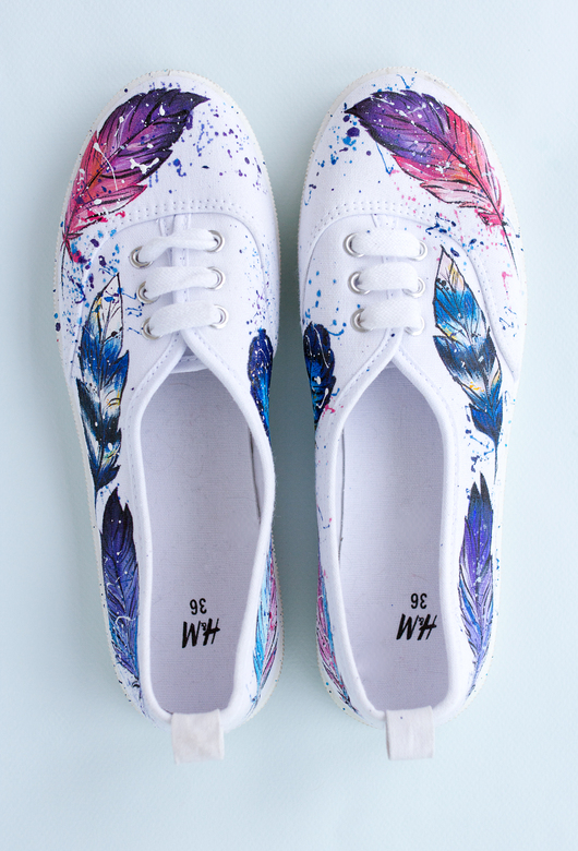 Белые кеды с росписью перьями - Feather wind