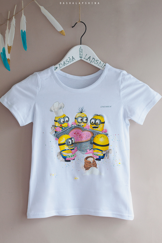 Детская Футболка с росписью - Миньоны на День Рождения