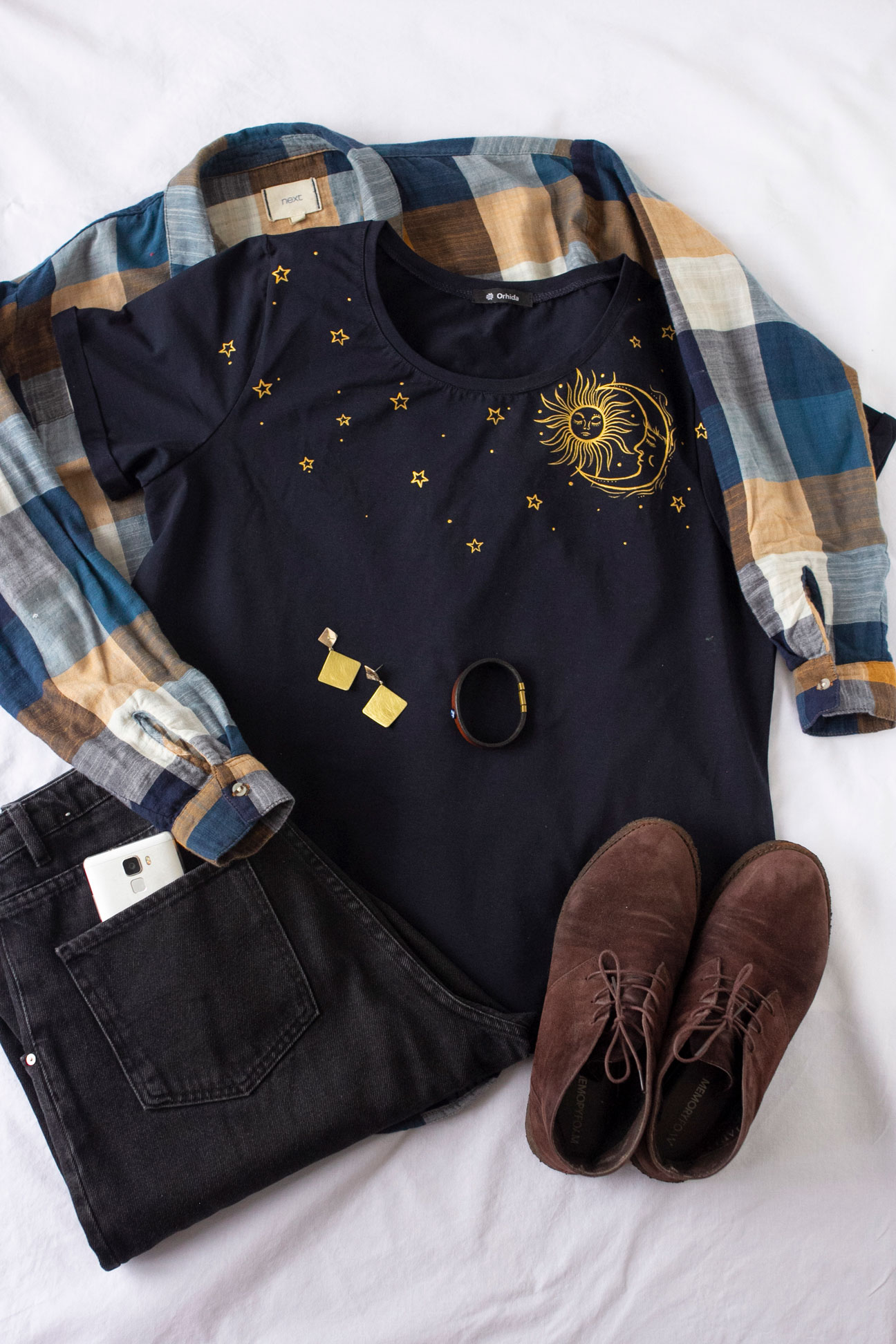 Футболка с росписью - Астрология