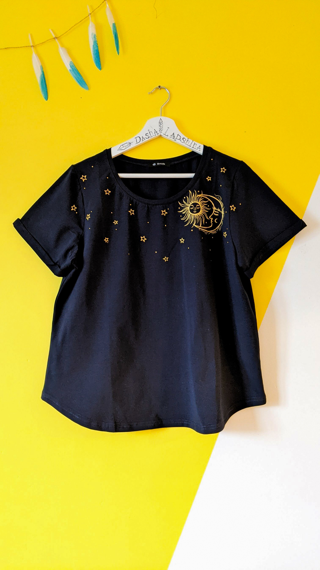 Футболка с росписью - Астрология