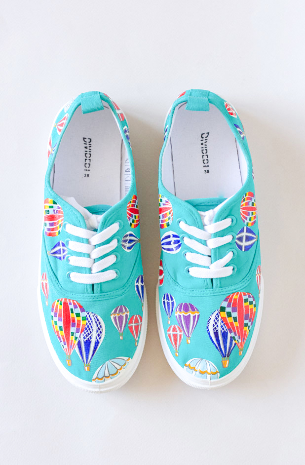 Бирюзовые кеды с росписью - Воздушные шары в небе ver.2