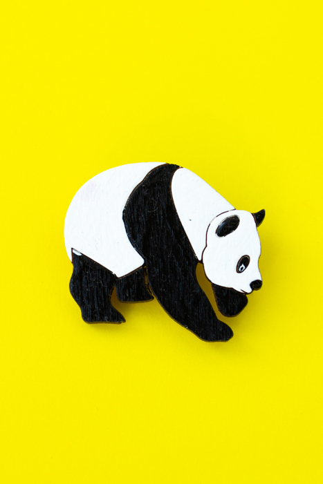 Деревянная брошь - Панда