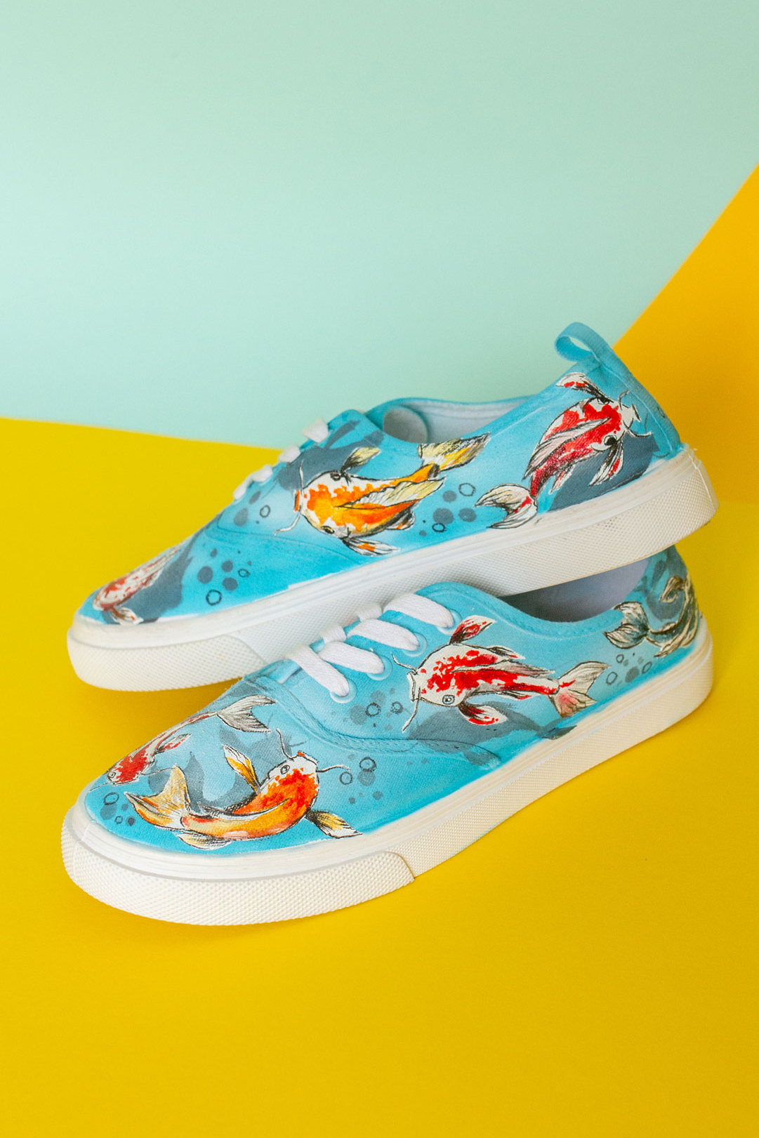 Бирюзовые кеды с росписью - Карпы Кои