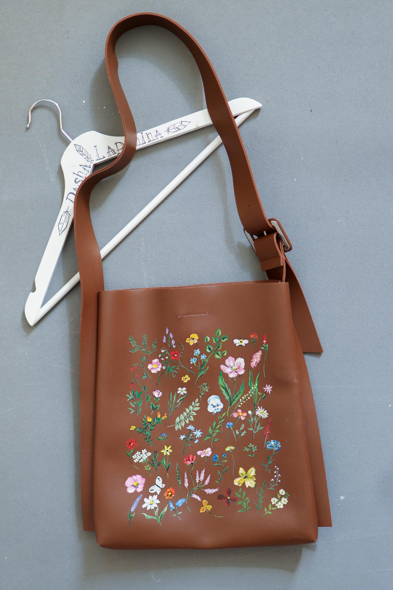 Кожаный шоппер - планшет с цветочным узором - Herbarium