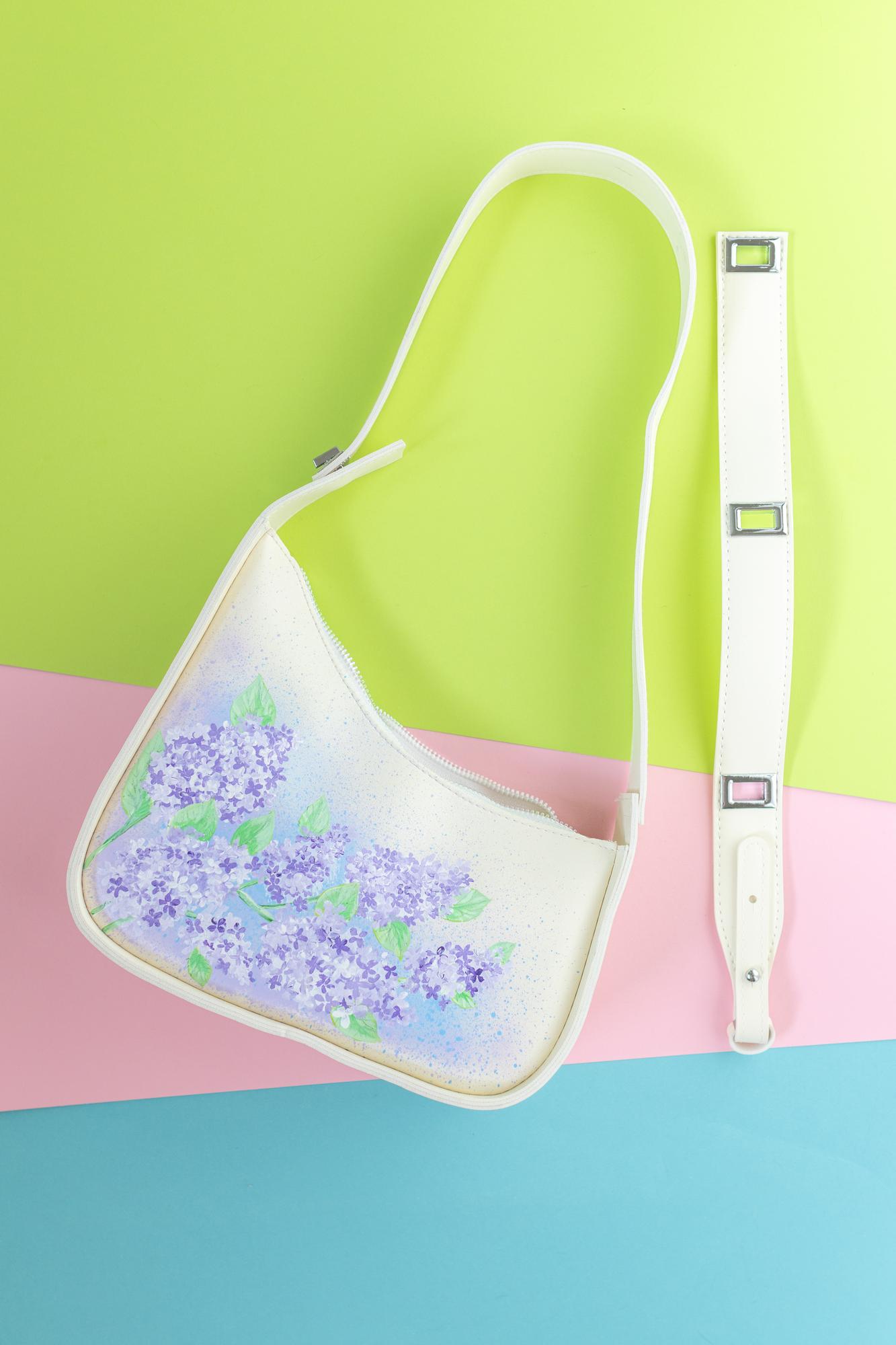 Кожаная ассиметричная сумка с цветочной росписью - Lilac. Сирень