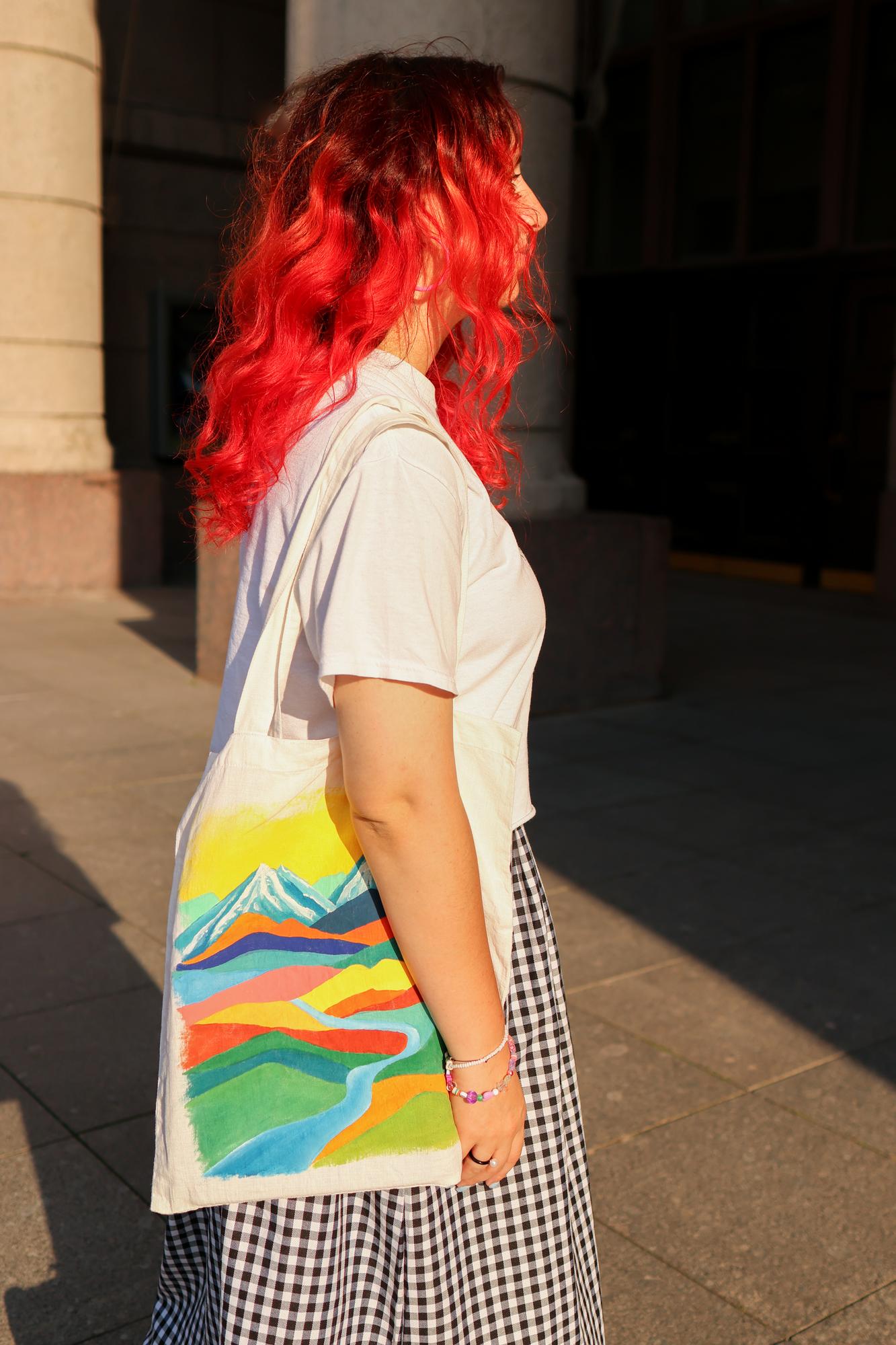 Cумка - шоппер с росписью - Там за горами