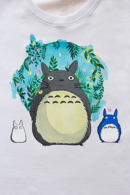 Футболка с росписью Spring Totoro