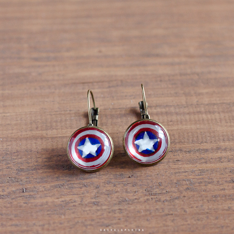 Серьги с росписью Captain America