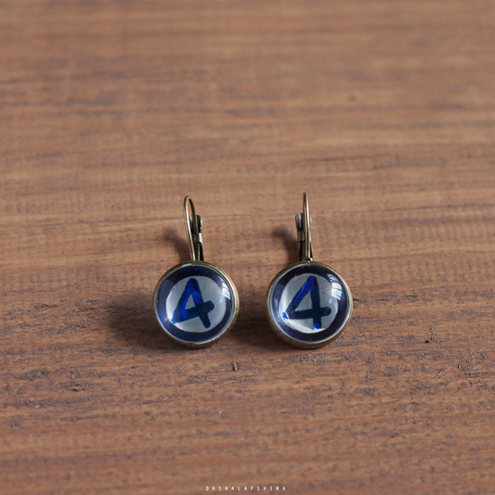 Серьги с росписью Fantastic Four