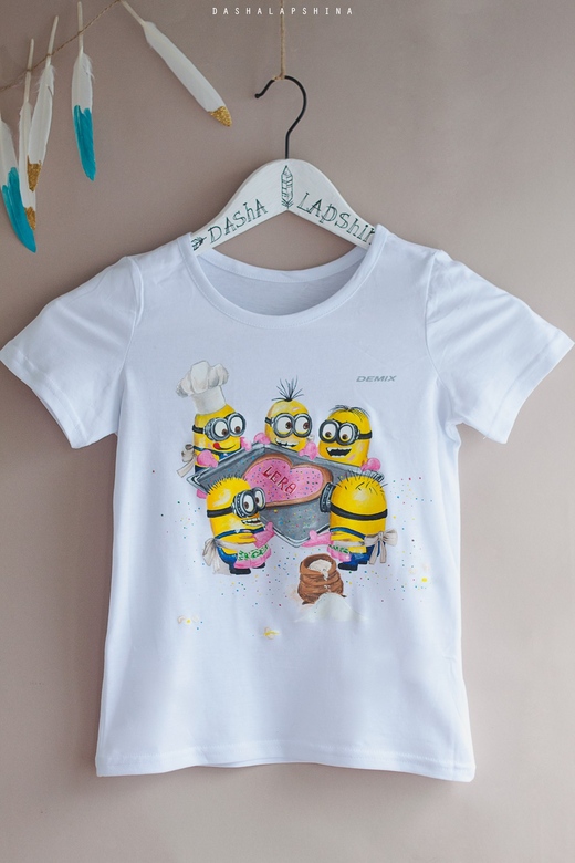 Детская Футболка с росписью Birthday Minions