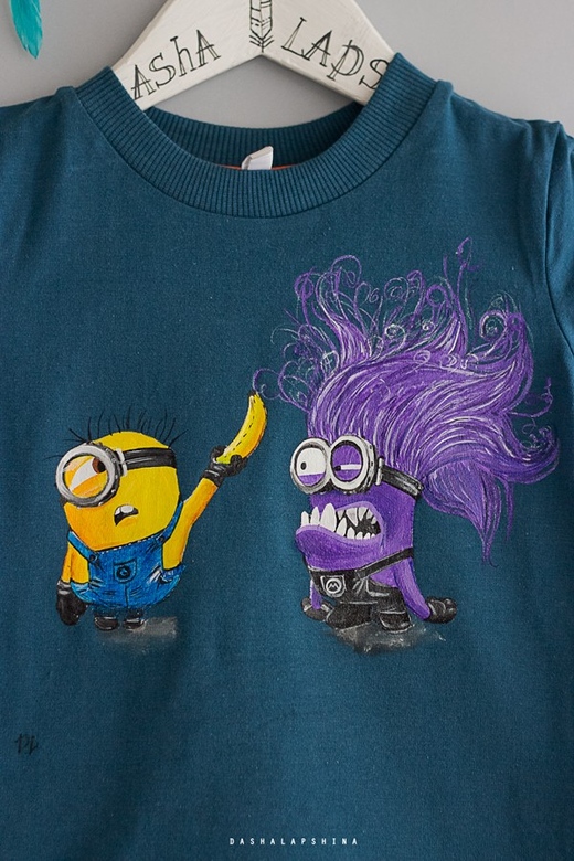 Детская Футболка с росписью - Два миньона