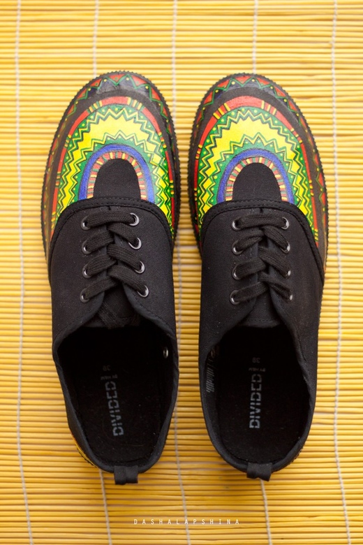 Кеды с росписью "Африка"