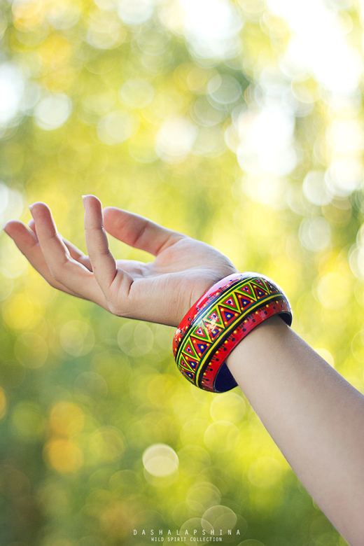 Браслет с росписью "Native"