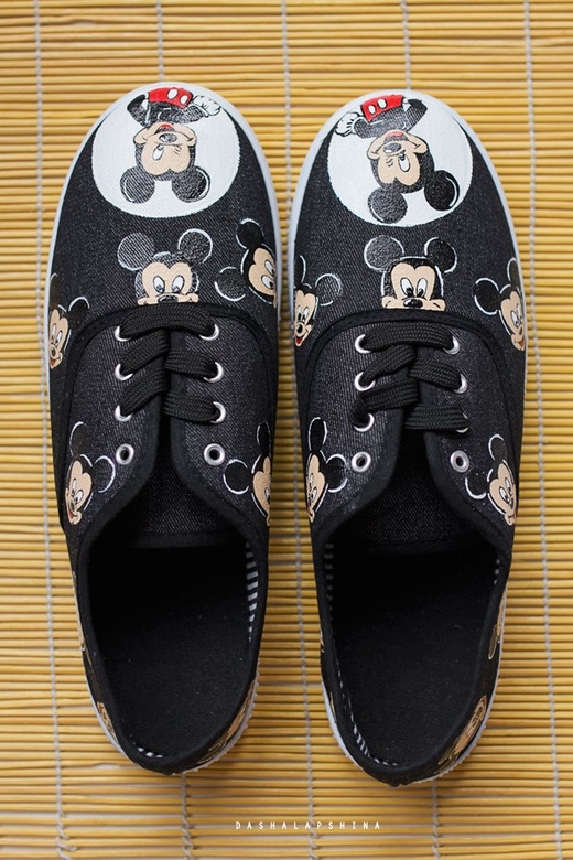 Мужские Кеды с росписью "Mickey Mouse"