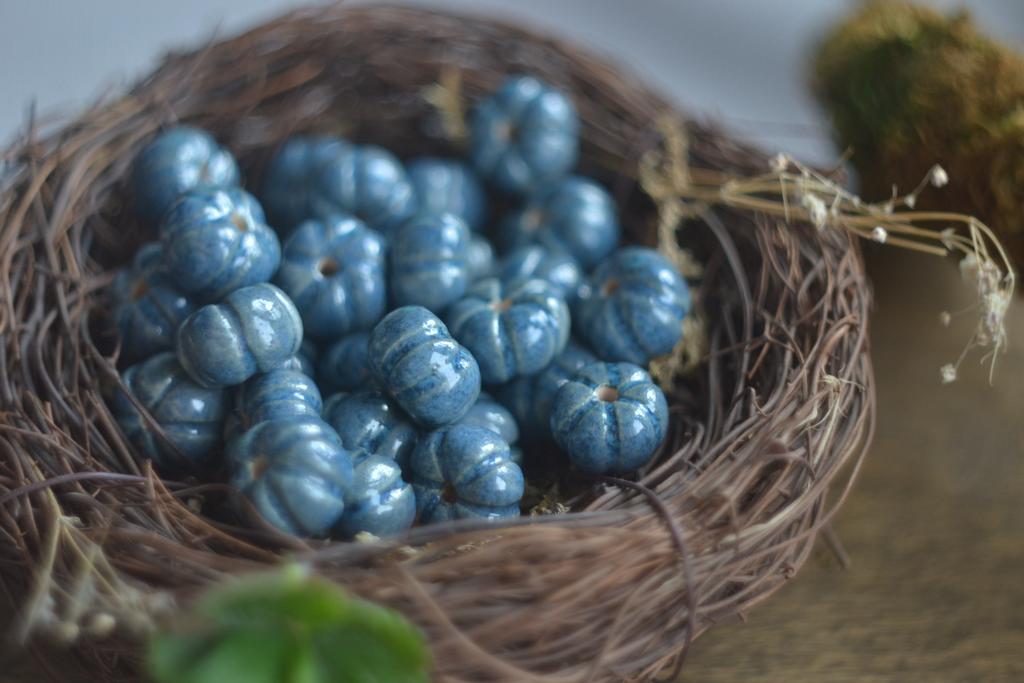 Керамическая бусина "синяя тыква"