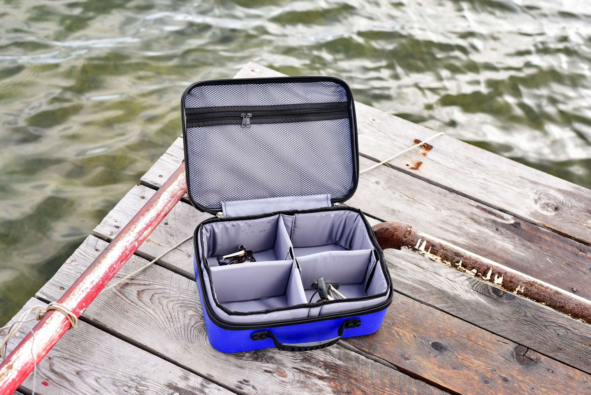Case for four spinning reels