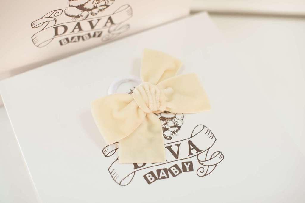 Резинка "Бантик BOW" цвет: молочный